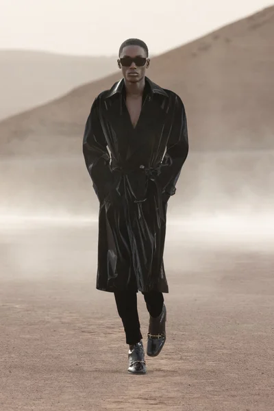 Look 38